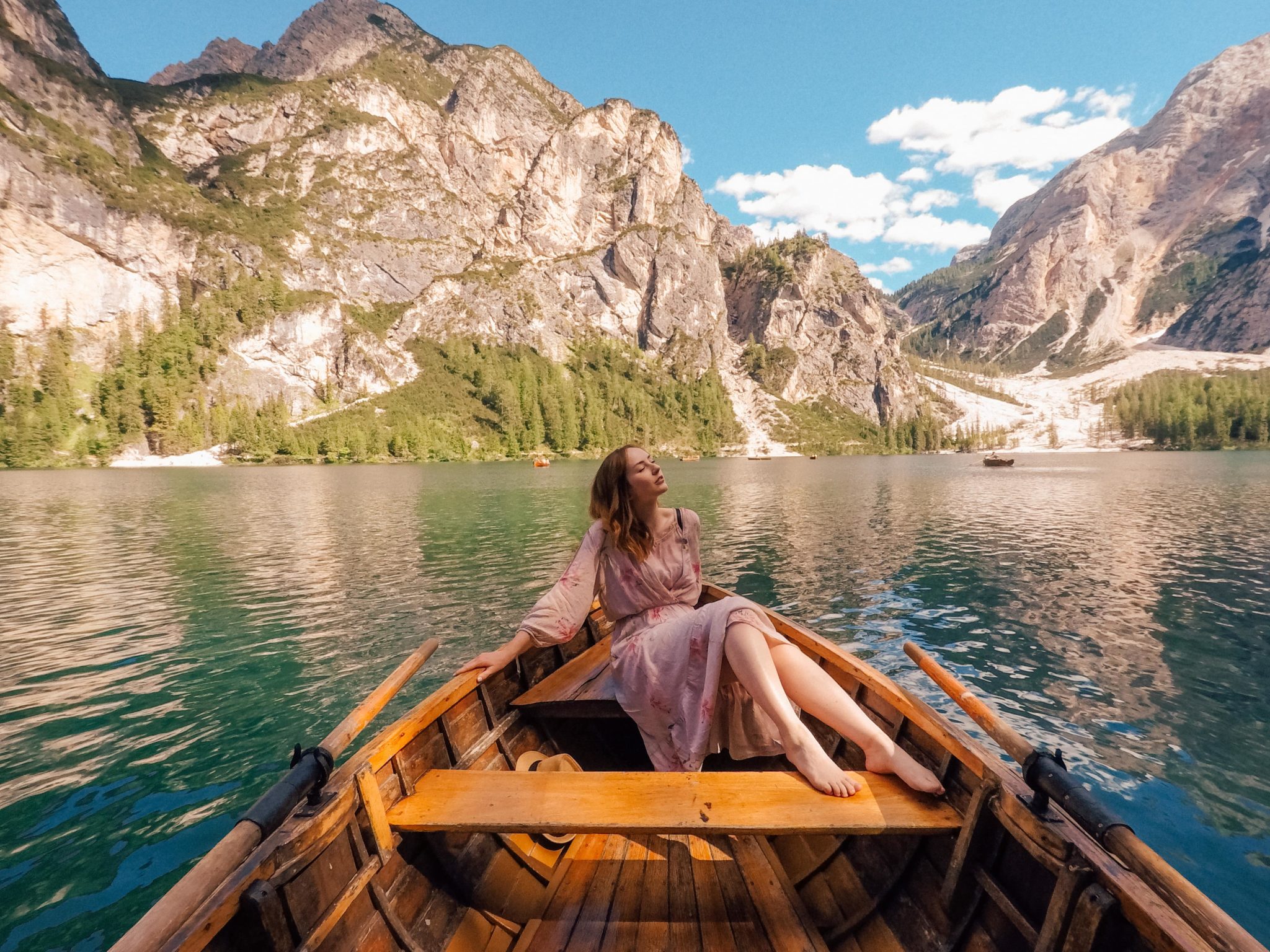 Lago Di Braies Conheça Um Dos Lagos Mais Bonitos Da Itália 8874