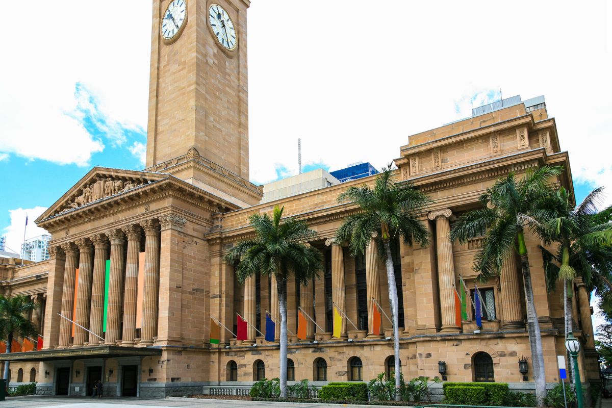 Fachada do edifício histórico de Brisbane City Hall