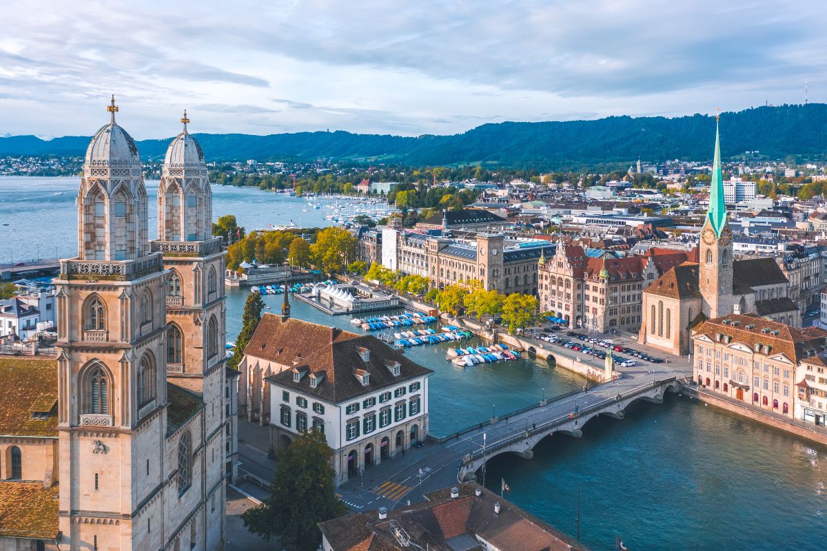 Panorama do centro histórico de Zurique