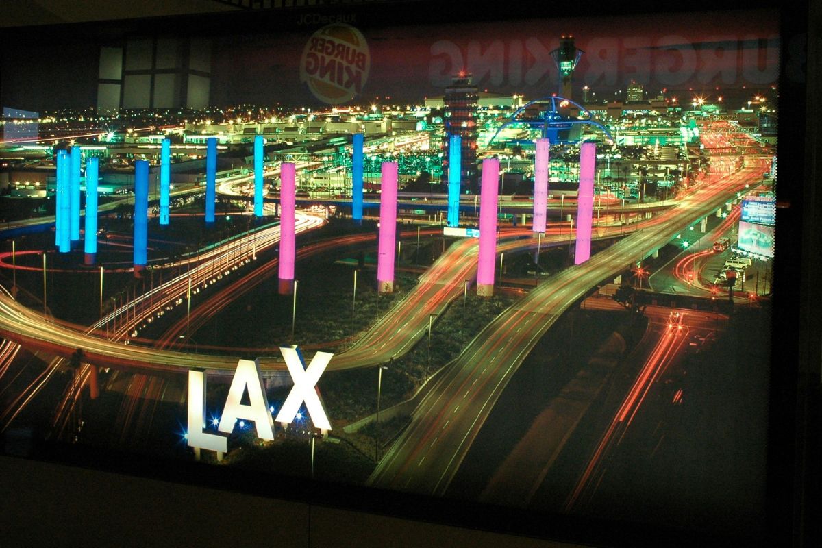 Área do Aeroporto de Los Angeles à noite