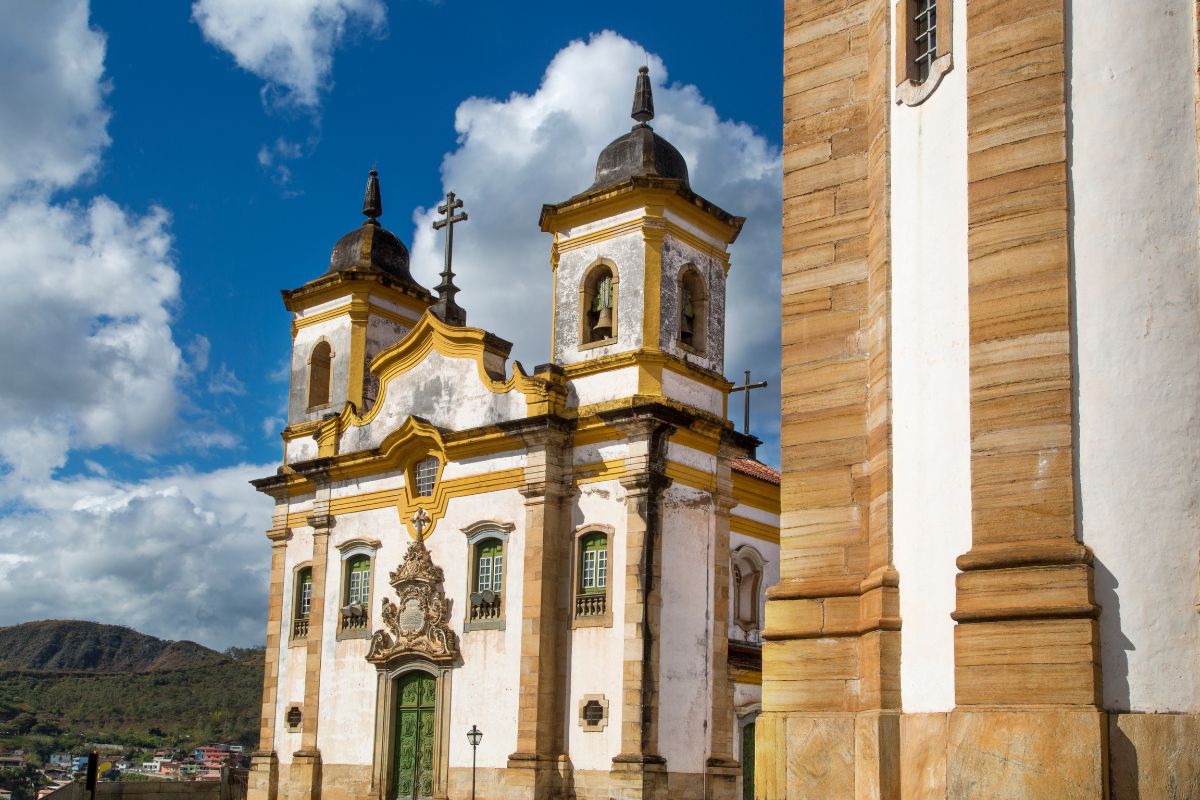 Fachada da Igreja São Francisco de Assis em Mariana