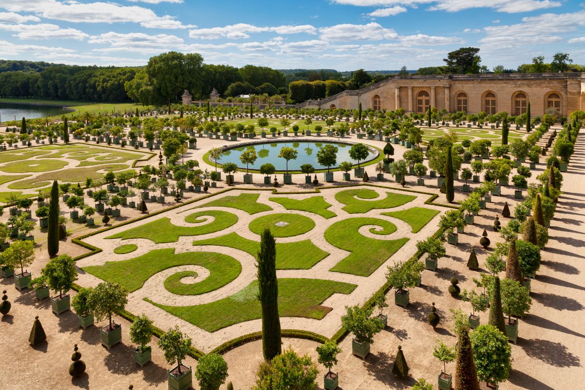 Pequena parte dos jardins de Versalhes