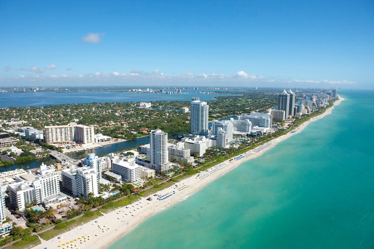 Foto aérea da região de Mid Beach