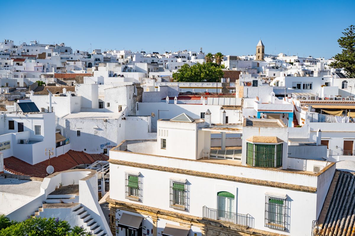 Panorama do centro histórico de Conil de la Frontera