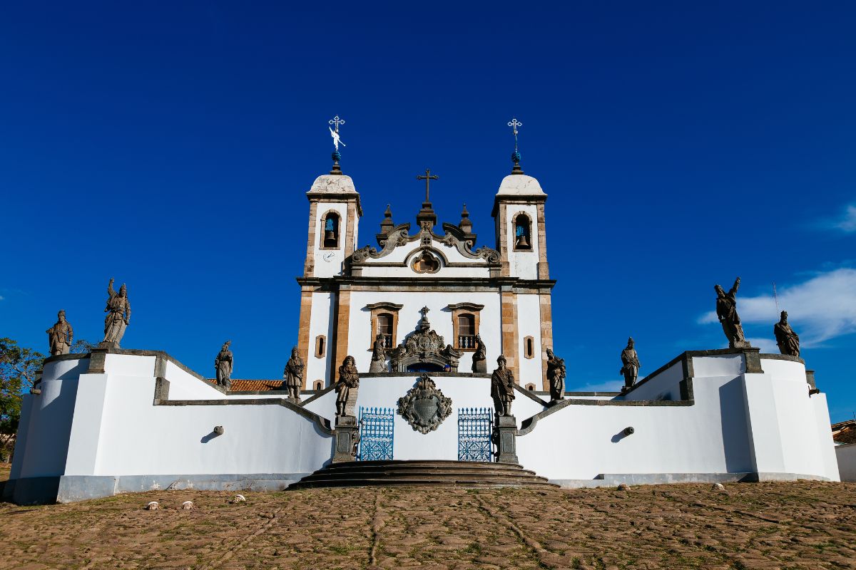 Frente do Santuário do Senhor Bom Jesus do Matosinhos