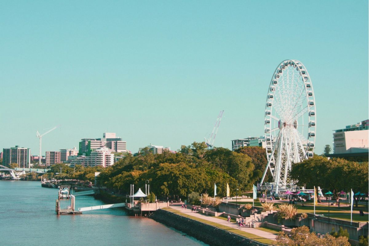 Roda-gigante de Brisbane nas margens do rio