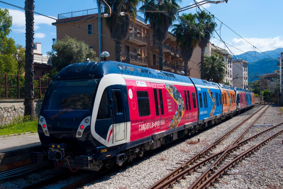 Trem da Campania Express